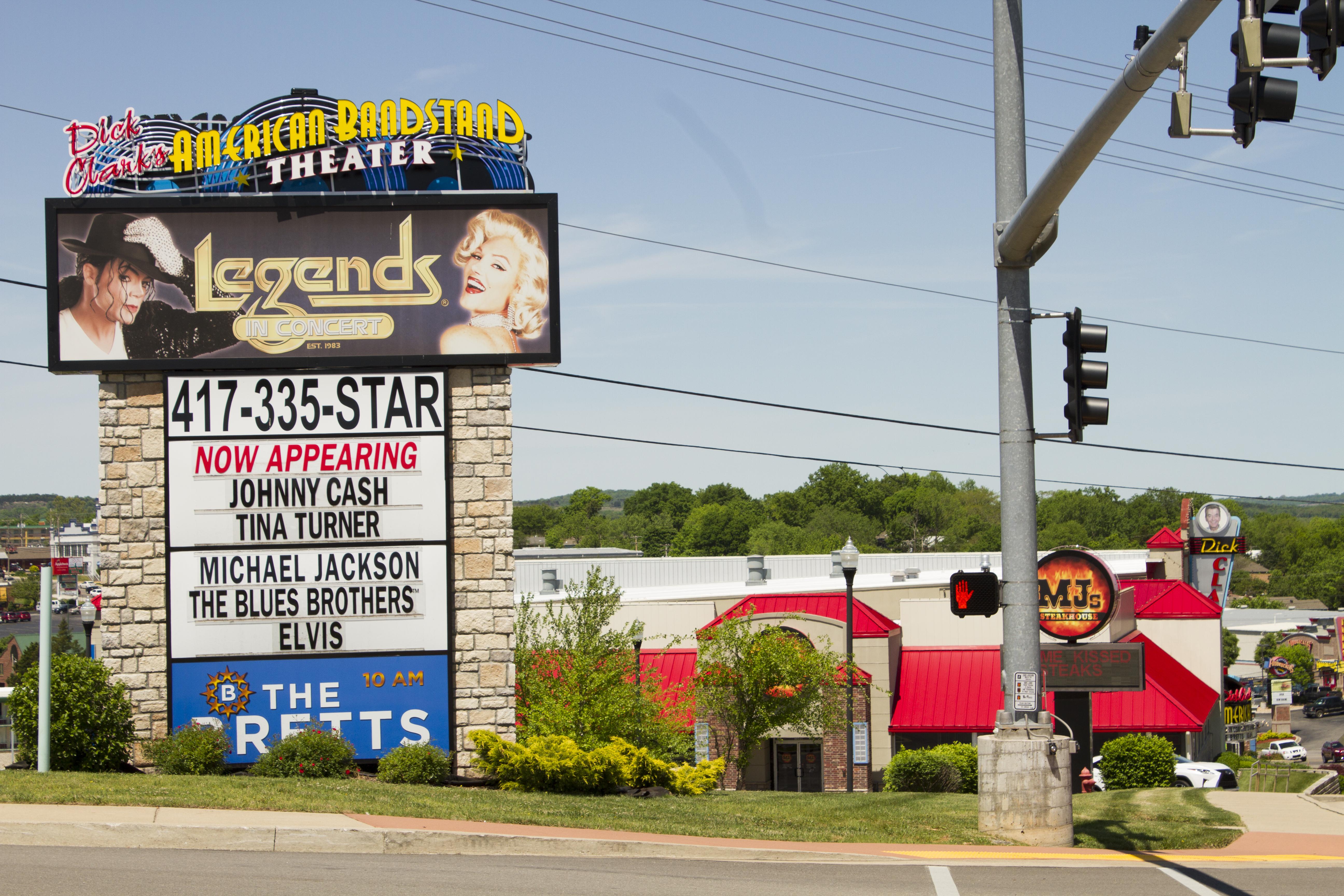 Red Lion Inn & Suites Branson Exterior photo